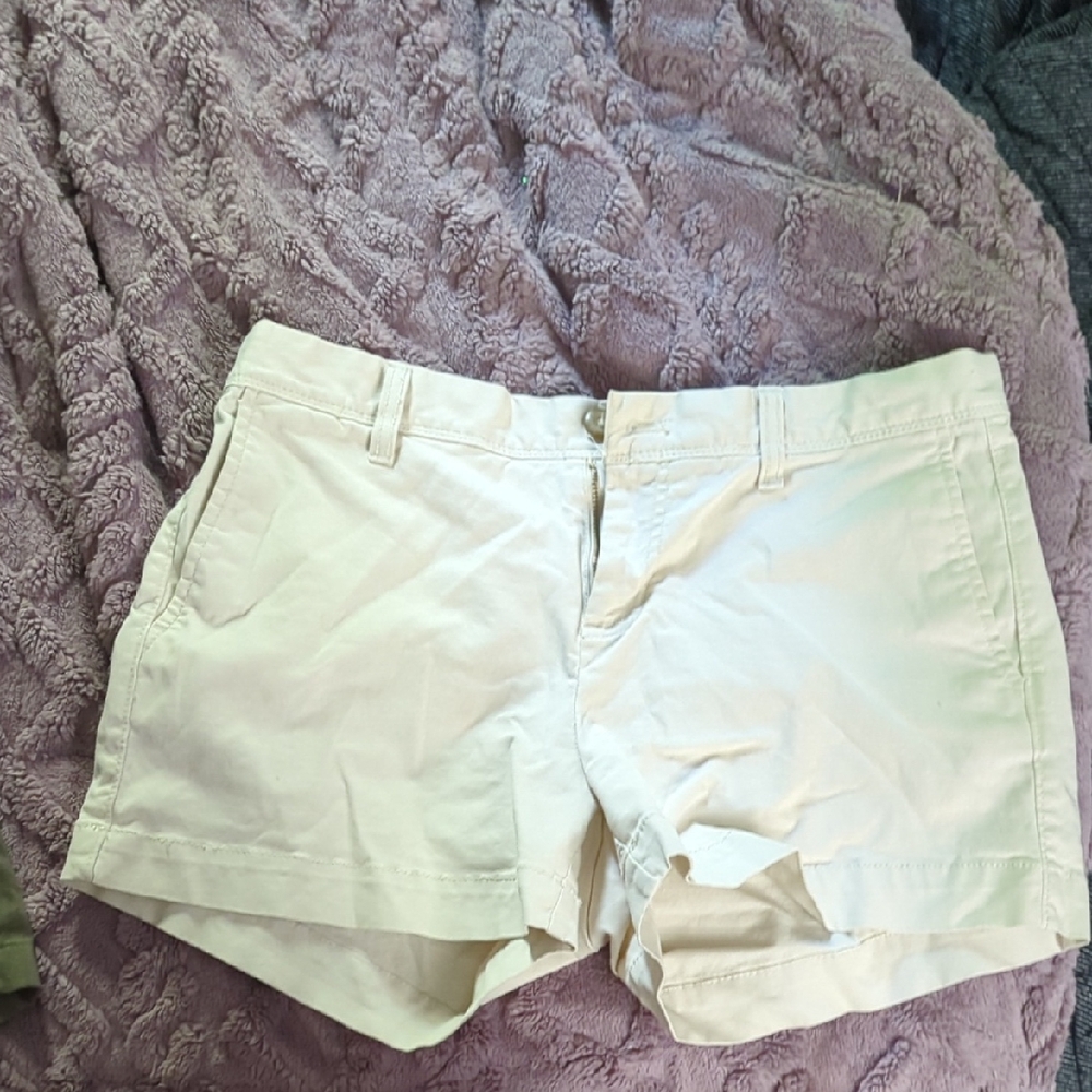 GAP Women's Light Cream Shorts